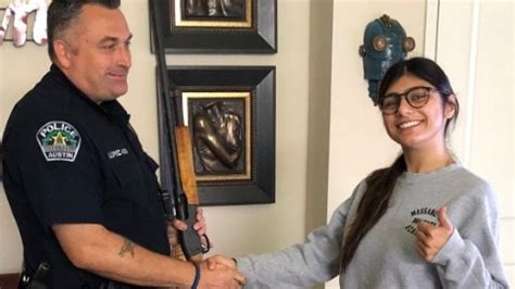 mia khalifa shooting|Texas shooting: Mia Khalifa hands in gun after Santa Fe .